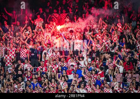Rotterdam, pays-Bas. 18th juin 2023. Rotterdam - fans de Croatie lors du match entre la Croatie et l'Espagne au Stadion Feijenoord de Kuip le 18 juin 2023 à Rotterdam, pays-Bas. Crédit : photos Box to Box/Alamy Live News Banque D'Images