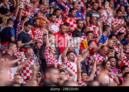 Rotterdam, pays-Bas. 18th juin 2023. ROTTERDAM, PAYS-BAS - JUIN 18: Fans et supporters de la Croatie lors du match final de la Ligue des Nations de l'UEFA entre la Croatie et l'Espagne au Stadion Feijenoord de Kuip on 18 juin 2023 à Rotterdam, pays-Bas (photo de Henk Jan Dijks/ Orange Pictures) Credit: Orange pics BV/Alay Live News Banque D'Images