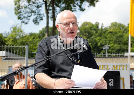 Im Bild: Carsten Liebig. Die Stadt Görlitz würdigt den Ehrenspielführer von Dynamo Dresden Hans-Jürgen „Dixie“ Dörner, indem sie den „Dixie-Dörner-Weg Banque D'Images