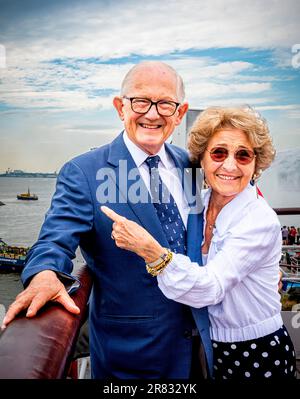 ROTTERDAM - la princesse Margriet des pays-Bas et Pieter van Vollenhoven participent à la journée de démonstration nautique du Congrès mondial de sauvetage maritime 2023 au navire SS Rotterdam, le 18 juin 2023. Photo: Patrick van Katwijk Banque D'Images