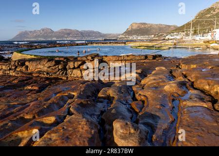 Dalibrook Tidal Pool, Kalk Bay près de Cape Town, Afrique du Sud Banque D'Images