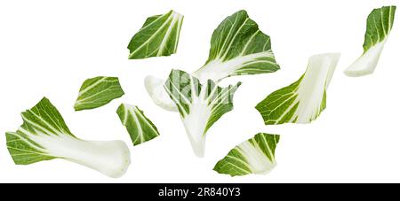 Bok Choy isolé sur fond blanc, chou chinois haché Banque D'Images