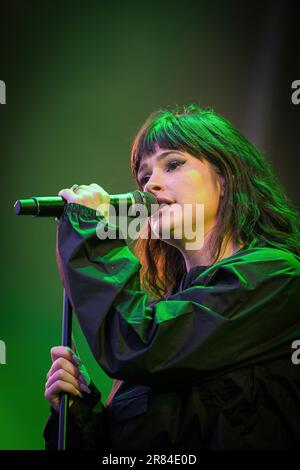 Copenhague, Danemark. 17th, juin 2023. Le groupe canadien de métaux lourds Spiritbox joue un concert en direct pendant le festival danois de métaux lourds Copenhague 2023. Ici, la chanteuse Courtney Laplante est vue en direct sur scène. (Crédit photo: Gonzales photo - Sebastian Dammark). Banque D'Images