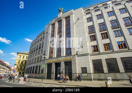 Prague, Bohême – CZ – 2 juin 2023 vue panoramique du quartier général emblématique de la Banque nationale tchèque (Česká národní banka), de la banque centrale et de fi Banque D'Images