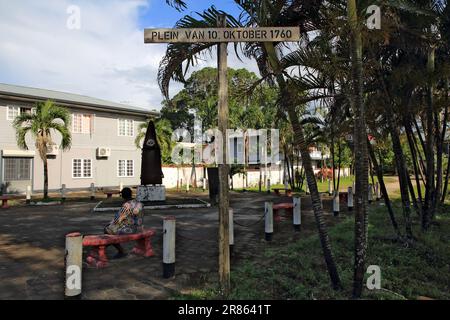 Place de 10 octobre 1760 à la mémoire du premier traité de paix entre la Société du Suriname et la tribu des Aucan Maroon, à l'angle de Henck Arron et Johan Adolf Pengelstraat sur 18 juin 2023, Paramaribo, Suriname. ANP Ranu Abhelakh pays-bas - belgique Banque D'Images