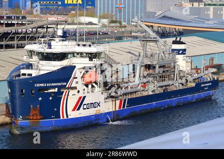 Cemex Go innovation une drague marine (MAD), utilisée pour draguer du sable et du gravier dans la mer du Nord à une profondeur de 55 mètres. Banque D'Images