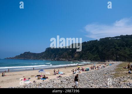 Soto de Luina, Cudillero, Asturies, Espagne - 03 juin 2023. Plage de San Pedro de la Ribera Banque D'Images