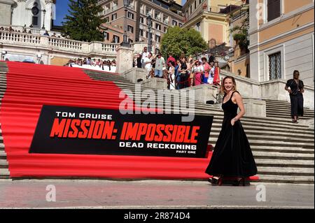 Rome, Italie. 19th juin 2023. Rebecca Ferguson arrive aux marches espagnoles avant la première du film « la mission : impossible - Dead Reckoning part One » à Rome sur 19 juin 2023. Photo de Rocco Spaziani/UPI crédit: UPI/Alay Live News Banque D'Images