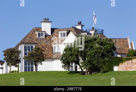 Résidence Dotcom. La résidence de Kim Dotcom, qui a été arrêtée dans le cadre d'une enquête américaine sur une violation du droit d'auteur, Coatesville, Auckland, Nouvelle-Zélande, lundi, 23 janvier 2012. Banque D'Images