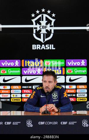 Lisbonne, Portugal. 19th juin 2023. Ramon Menezes, entraîneur brésilien, vu lors d'une conférence de presse du Brésil avant un match de football contre le Sénégal à l'Estadio José Alvalade. Crédit : SOPA Images Limited/Alamy Live News Banque D'Images
