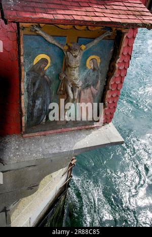 Jésus sur la croix, pont de la Spreuer, pont de la Spreuer, pont couvert en bois, pont en bois, Vue détaillée, pont Spreuer sur la rivière Reuss, Lucerne Banque D'Images