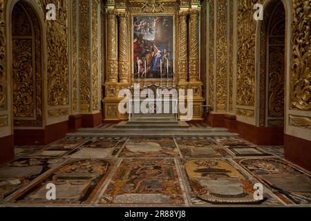 Intérieur de la belle cathédrale historique de Saint John à Valetta, Malte Banque D'Images