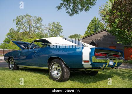 DEARBORN, MI/USA - 17 JUIN 2023 : une voiture Dodge Charger 500 1970, le spectacle de voitures Henry Ford (THF) Motor Muster, près de Detroit, Michigan. Banque D'Images