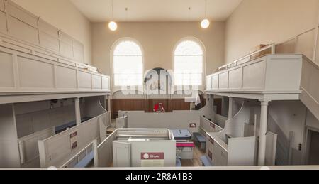 Angleterre, Dorset, Dorchester, Musée Shire Hall, vue intérieure du palais de justice historique Banque D'Images