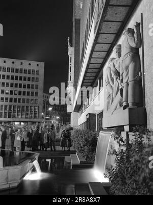 Actuel 14-1950: Bâtiment de représentation moderne de la Norvège. Hôtel de ville à Oslo.photo: Sverre A. Børretzen / Aktuell / NTB ***photo non traitée*** Banque D'Images