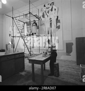 Actuel 34-9-1960: L'art dans l'écurie du roi gagnant du prix Else Hagen est occupé de décorer l'escalier principal du Storting. Le travail prendra quatre ans. Photo: Aage Storløkken / Aktuell / NTB ***PHOTO NON TRAITÉE*** Banque D'Images