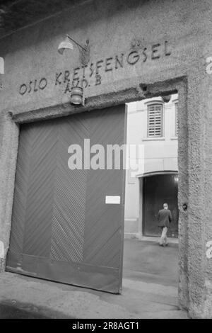 Effectif 29 - 4 - 1974: Une nuit dans la prison du district de prison d'Oslo, quartier B, est la plus grande prison de Norvège. Le métier à tisser est écrasant derrière les murs hauts. L'isolement est presque total. Il s'agit d'un processus difficile pour s'habituer à cet environnement. Photo: Sverre A. Børretzen / Aktuell / NTB ***PHOTO NON TRAITÉE*** Banque D'Images