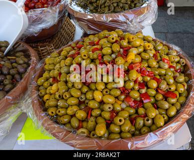 Journée de marché à Cannobio spécialités locales proposées- Verbania, Piémont, Italie, Europe Banque D'Images