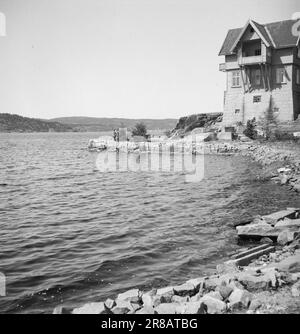 Effectif 11-2-1947: Le Jödeleieren à Ystehede Norvège nouveaux citoyens le samedi 9 mai, le navire de transport de troupes norvégien 'Svalbard' approcha le port de Halden. A bord se trouvaient 399 Juifs, qui vont maintenant trouver une maison dans ce pays et construire une nouvelle vie après de nombreuses années de cauchemars dans les environs des fours à gaz et des escadrons d'exécution. Photo : Th. Skotaam / Aktuell / NTB Banque D'Images