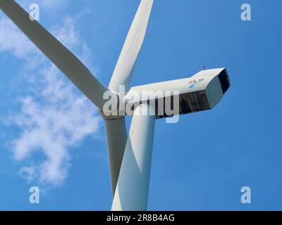 Lowestoft, Suffolk - 19 juin 2023 : Gulliver l'éolienne de 126m au point d'érounité. C'est ce qu'on appelle parce qu'il s'agit de l'éolienne la plus haute du Royaume-Uni. Banque D'Images