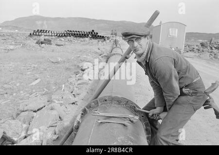 Courant 27-10-1960: La rivière est déplacée pour que les avions arrivent. Une subvention de l'OTAN de 40 millions pour le développement de l'aéroport de Værnes à Stjørdal.photo Sverre A. Børretzen: Aktuell / NTB ***photo non traitée*** Banque D'Images