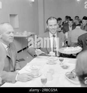 Réel 45-7-1960: Pour la vapeur atomique complète comme premier pays en dehors des grandes puissances, la Norvège a construit le réacteur nucléaire à Kjeller en 1950. Aujourd'hui, la Norvège a poursuivi en construisant le premier réacteur à eau lourde bouillante du monde à Halden. Photo: Ivar Aaserud / Aktuell / NTB ***PHOTO NON TRAITÉE*** Banque D'Images