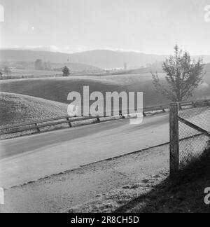 Réel 22-1950: Première de district au théâtre national. Le Théâtre national en tournée à Bø dans le TÉMARQUE avec la pièce 'Stormberget'.Foro: Sverre A. Børretzen / Aktuell ***photo non traitée*** Banque D'Images