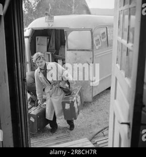 Réel 22-1950: Première de district au théâtre national. Le Théâtre national en tournée à Bø dans le TÉMARQUE avec la pièce 'Stormberget'.Foro: Sverre A. Børretzen / Aktuell ***photo non traitée*** Banque D'Images