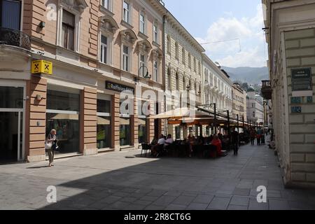 Les beautés de la ville de Sarajevo et les influences de cultures diffuses se reflètent dans l'architecture de la ville. Banque D'Images