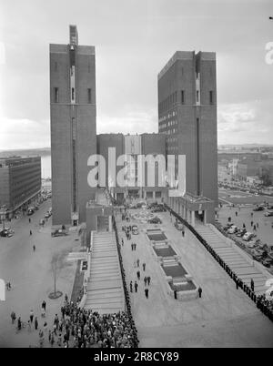 Actuel 14-1950: Bâtiment de représentation moderne de la Norvège. Hôtel de ville à Oslo.photo: Sverre A. Børretzen / Aktuell / NTB ***photo non traitée*** Banque D'Images