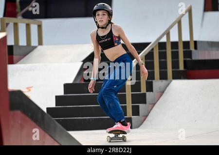 Rome, Italie. 21st juin 2023. Chloe Covell d'Australie trains pendant le World Skateboarding Tour Rome Street 2023 à Rome, Parc Colle Oppio, 20 juin 2023. Credit: Insidefoto di andrea staccioli/Alamy Live News Banque D'Images
