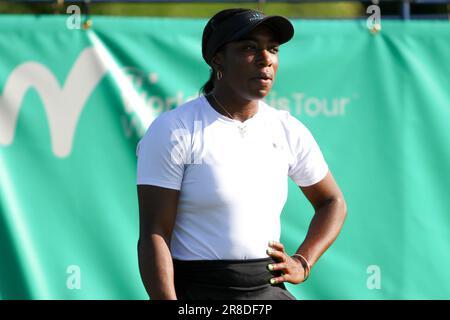 Ilkley, Royaume-Uni. 19th juin 2023. Club de tennis d'Ilkley, Angleterre, 19 juin 2023: Sachia Vickery pendant le W100 Ilkley contre Olivia Gadecki au Club de tennis d'Ilkley (Sean Chandler/SPP) crédit: SPP Sport photo de presse. /Alamy Live News Banque D'Images