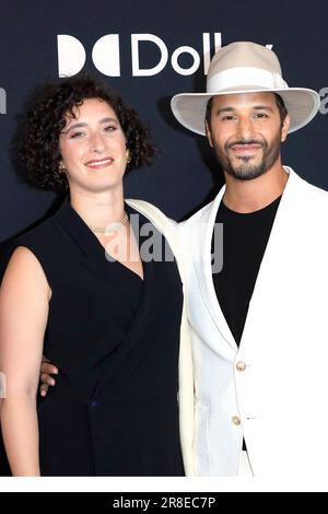 LOS ANGELES - 14 JUIN : Elena Borgogni, aala Safi à Indiana Jones et le cadran du destin première à Los Angeles au Théâtre El Capitan sur 14 juin 2023 à Los Angeles, CA Banque D'Images