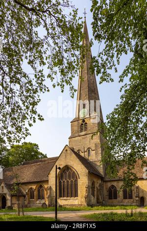 Eglise St Mary's Minster, Cheltenham, Angleterre, Royaume-Uni Banque D'Images