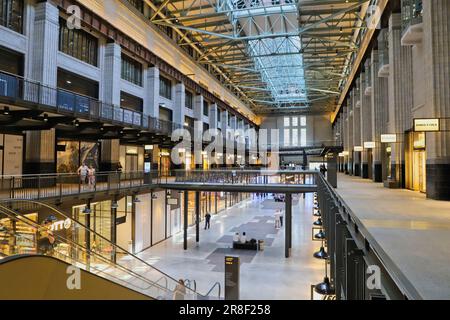 Intérieur de turbine Hall A Battersea Power Station Londres juin 2023 Banque D'Images