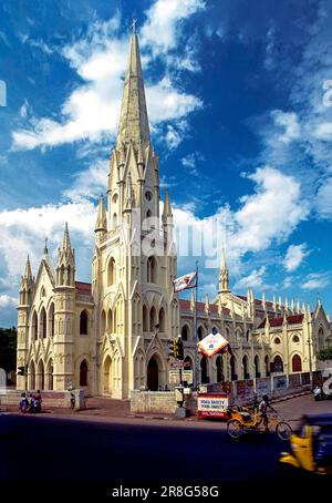 Basilique Saint-Laurent Thomas, basilique San Thome, cathédrale construite sur le tombeau de St. Thomas à Chennai, Tamil Nadu, Inde, Asie Banque D'Images