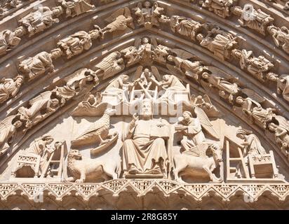 La représentation du jugement dernier dans le tympan du portail sarmental de la cathédrale de Burgos, Castille et Léon, province de Burgos, Espagne Banque D'Images