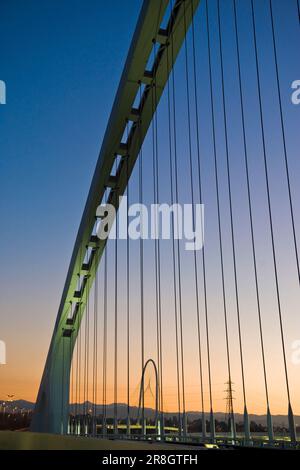 The Sails, pont suspendu de Santiago Calatrava au-dessus de A1, Reggio Emilia, Italie Banque D'Images