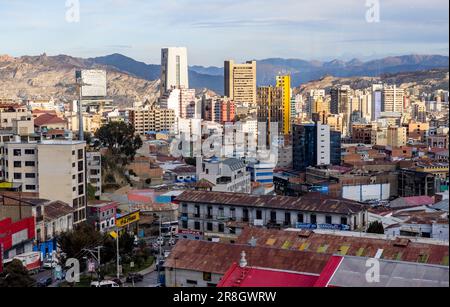 Vue sur le toit de la plus haute capitale administrative, la ville la Paz en Bolivie - Voyage et explorer l'Amérique du Sud Banque D'Images