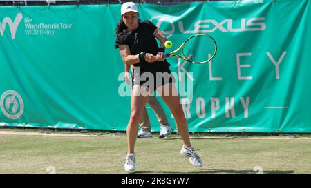 Ilkley, West Yorkshire, 21st juin 2023. Ilkley Lawn tennis & squash Club, Stourton Road, Ilkley, West Yorkshire, 21st juin 2023. Anna Brogan lors de la ITF World tennis Tour W100 Ilkley Match contre Katerina Scott crédit: Touchlinepics/Alamy Live News Banque D'Images