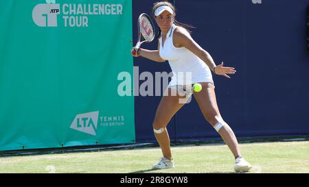 Ilkley, West Yorkshire, 21st juin 2023. Ilkley Lawn tennis & squash Club, Stourton Road, Ilkley, West Yorkshire, 21st juin 2023. Katerina Scott lors de la ITF World tennis Tour W100 Ilkley Match contre Anna Brogan crédit: Touchlinepics/Alay Live News Banque D'Images