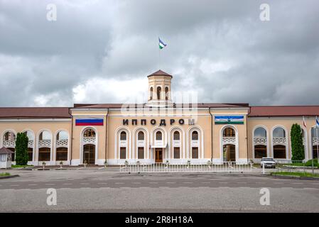 NALCHIK, RUSSIE - 06 JUIN 2023 : l'hippodrome en gros plan. Nalchik, Kabardino-Balkarie Banque D'Images