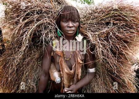 Omo Valley. Dimaka. Éthiopie. Afrique Banque D'Images