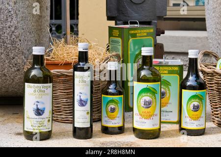 Olio Extra Vergine di Oliva. Malcesine. Vénétie. Italie Banque D'Images