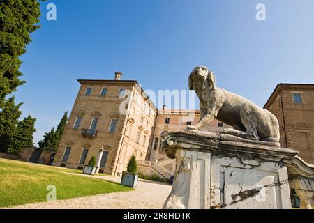 Savoy Residences. Château de Govone. Govone. Piémont. Italie Banque D'Images