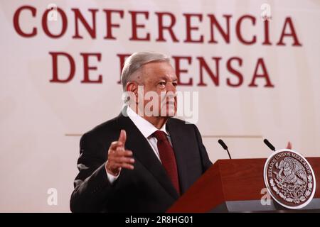 21 juin 2023 à Mexico, Mexique: Le président du Mexique Andres Manuel Lopez Obrador, parle lors de la conférence d'information du matin devant les journalistes au palais national, sur 21 juin 2023 à Mexico, Mexique. (Credit image: © Carlos Santiago/eyepix via ZUMA Press Wire) USAGE ÉDITORIAL SEULEMENT! Non destiné À un usage commercial ! Banque D'Images