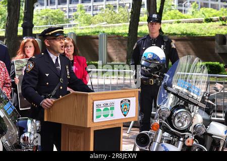 NY, États-Unis. 26th mai 2023. One police Plaza, New York, États-Unis, 26 mai 2023 - New York City Department of Transportation (NYC DOT), New York City police Department (NYPD), Et la NYC taxi and Limousine Commission (TLC) s'est tenue devant One police Plaza aujourd'hui pour annoncer des initiatives majeures visant à lutter contre l'excès de vitesse et la conduite en état d'ivresse avant le week-end du Memorial Day à New York. Photo: Luiz Rampelotto/EuropaNewswire (image de crédit: © Luiz Rampelotto/ZUMA Press Wire) USAGE ÉDITORIAL SEULEMENT! Non destiné À un usage commercial ! Banque D'Images