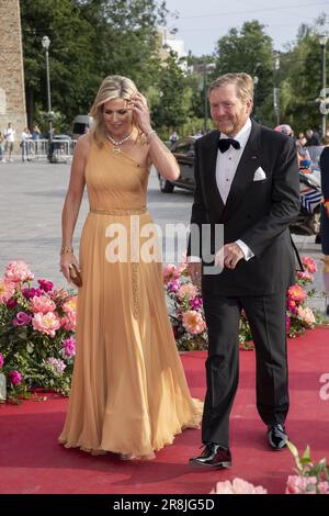 Bruxelles, Belgique. 21st juin 2023. La reine Maxima néerlandaise et le roi Willem-Alexander hollandais arrivent pour un concert à Flagey, le deuxième jour de la visite officielle du couple royal néerlandais en Belgique, à Bruxelles, le mercredi 21 juin 2023. BELGA PHOTO NICOLAS MATERLINCK crédit: Belga News Agency/Alay Live News Banque D'Images