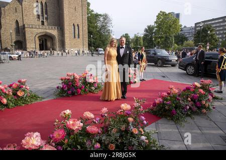 Bruxelles, Belgique. 21st juin 2023. La reine Maxima néerlandaise et le roi Willem-Alexander hollandais arrivent pour un concert à Flagey, le deuxième jour de la visite officielle du couple royal néerlandais en Belgique, à Bruxelles, le mercredi 21 juin 2023. BELGA PHOTO NICOLAS MATERLINCK crédit: Belga News Agency/Alay Live News Banque D'Images