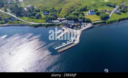 Village de Voe dans le centre de l'île des Shetland au large de la côte nord de l'Écosse. VOE abrite un boulanger, une marina et une taverne. Banque D'Images